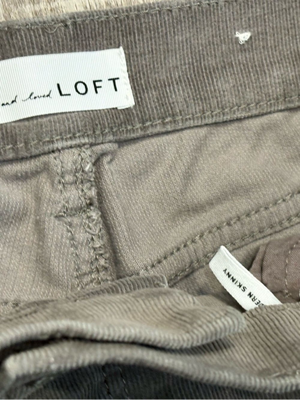 LOFT Modern Skinny Corduroy Pants- Size 25/0 - Picture 7 of 8